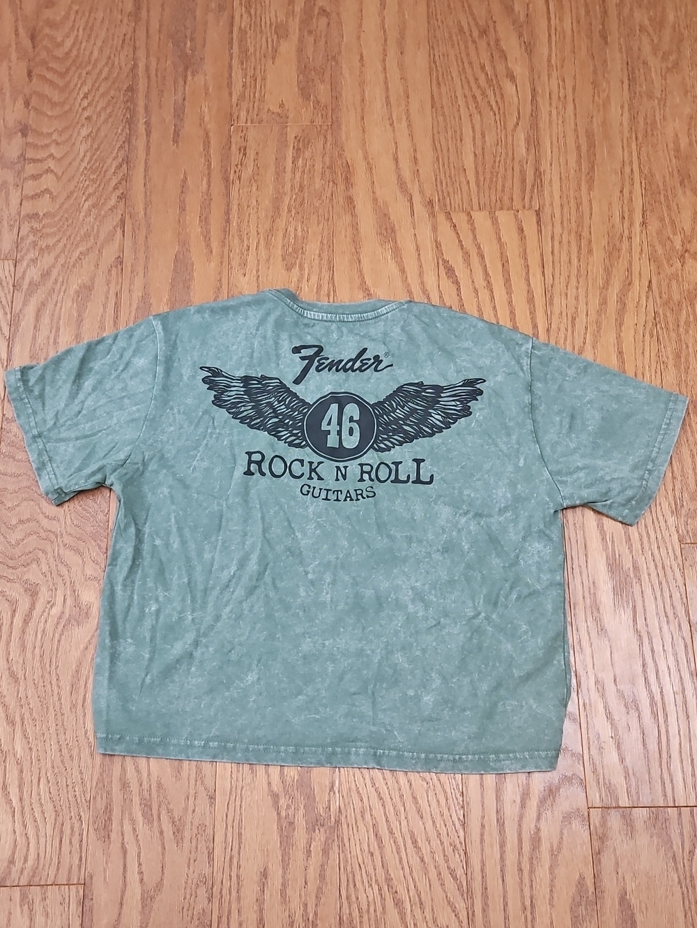 Fender Rock N Roll Guitars Green Acid Wash Cropped Graphic Tee Shirt Size XL - Picture 1 of 4